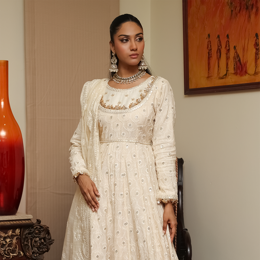 NIKAH VORY SILK GOWN 2 PC