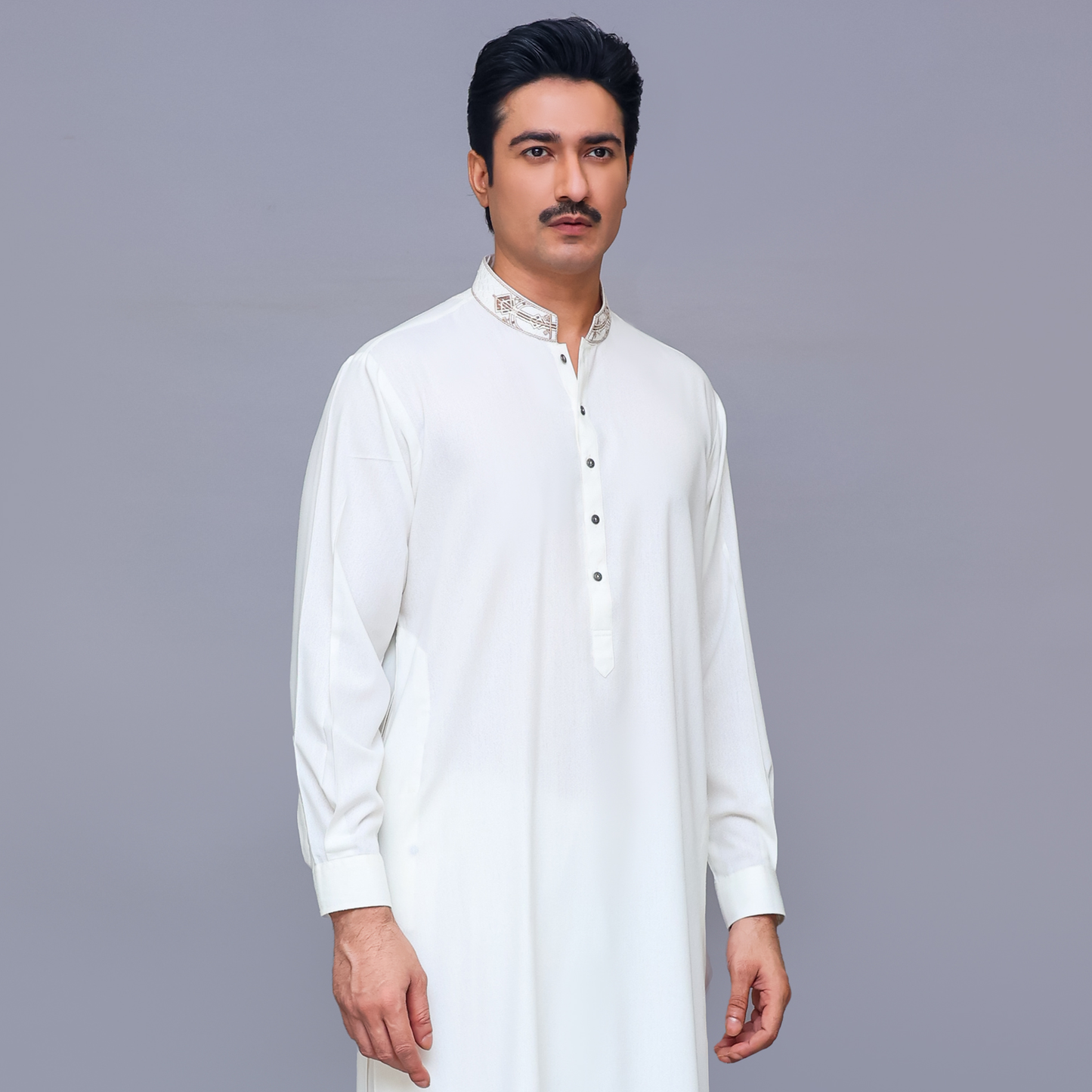 Classic Ayuthia Cloud Dancer Classic Fit Embroidered Suit