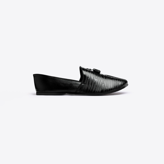 Basic Leather Pirate Black Cut Shoes