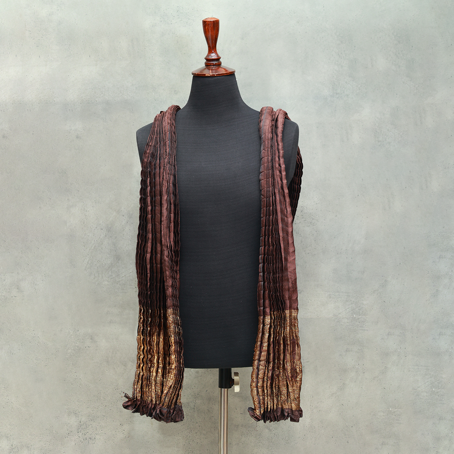 Jamawar Deep Mahogany Stole