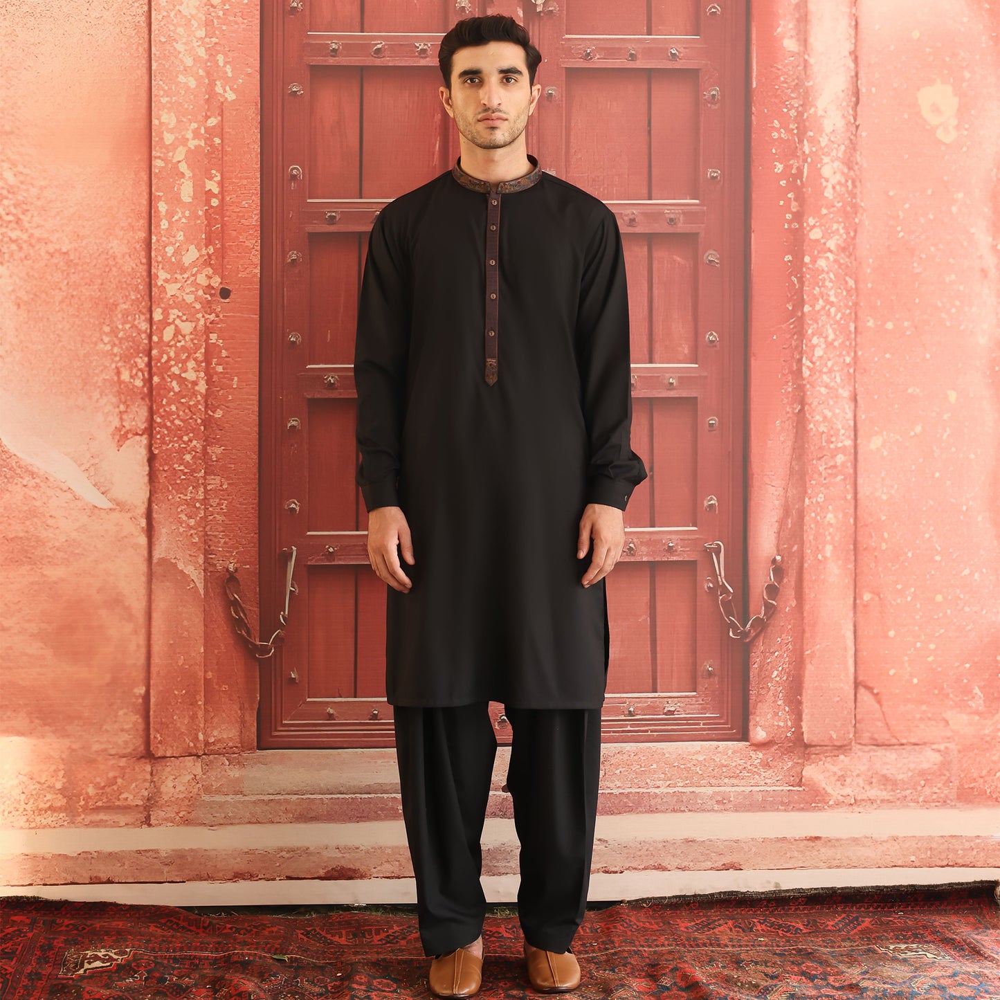 Poly Viscose Tap Shoe Classic Fit Embroidered Suit