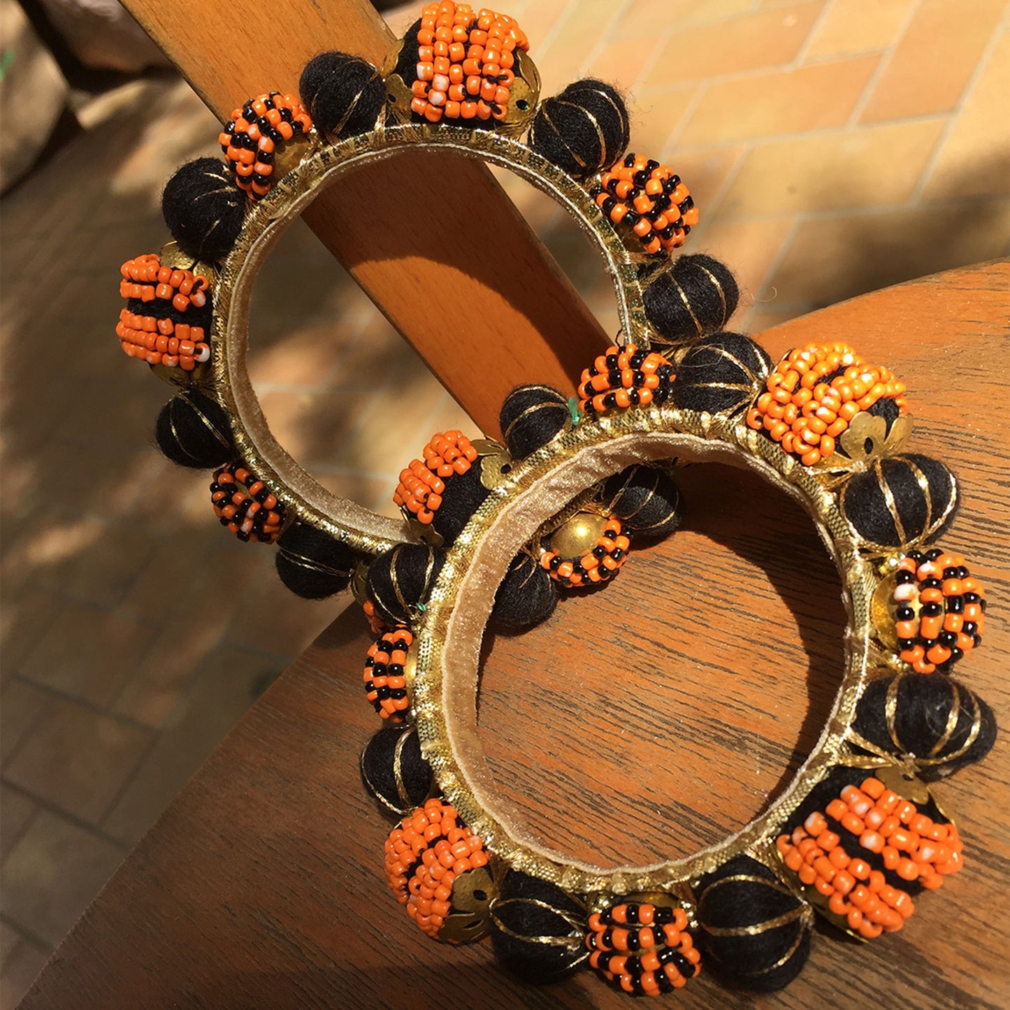 Mora Thread Bangle