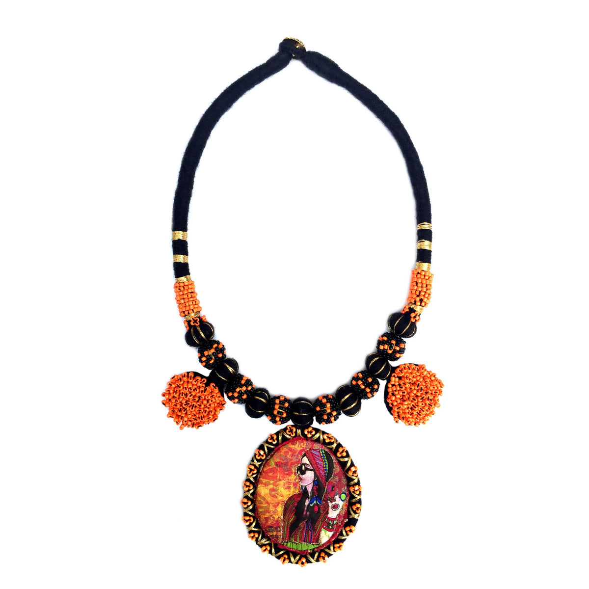 Mora Thread Necklace