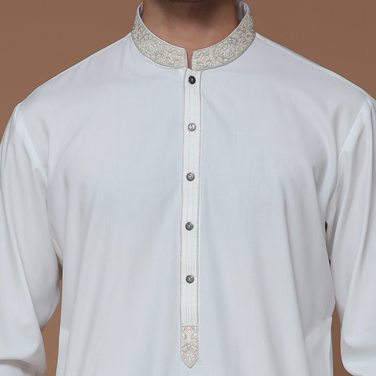 PV Emb Cloud Dancer Slim Suit