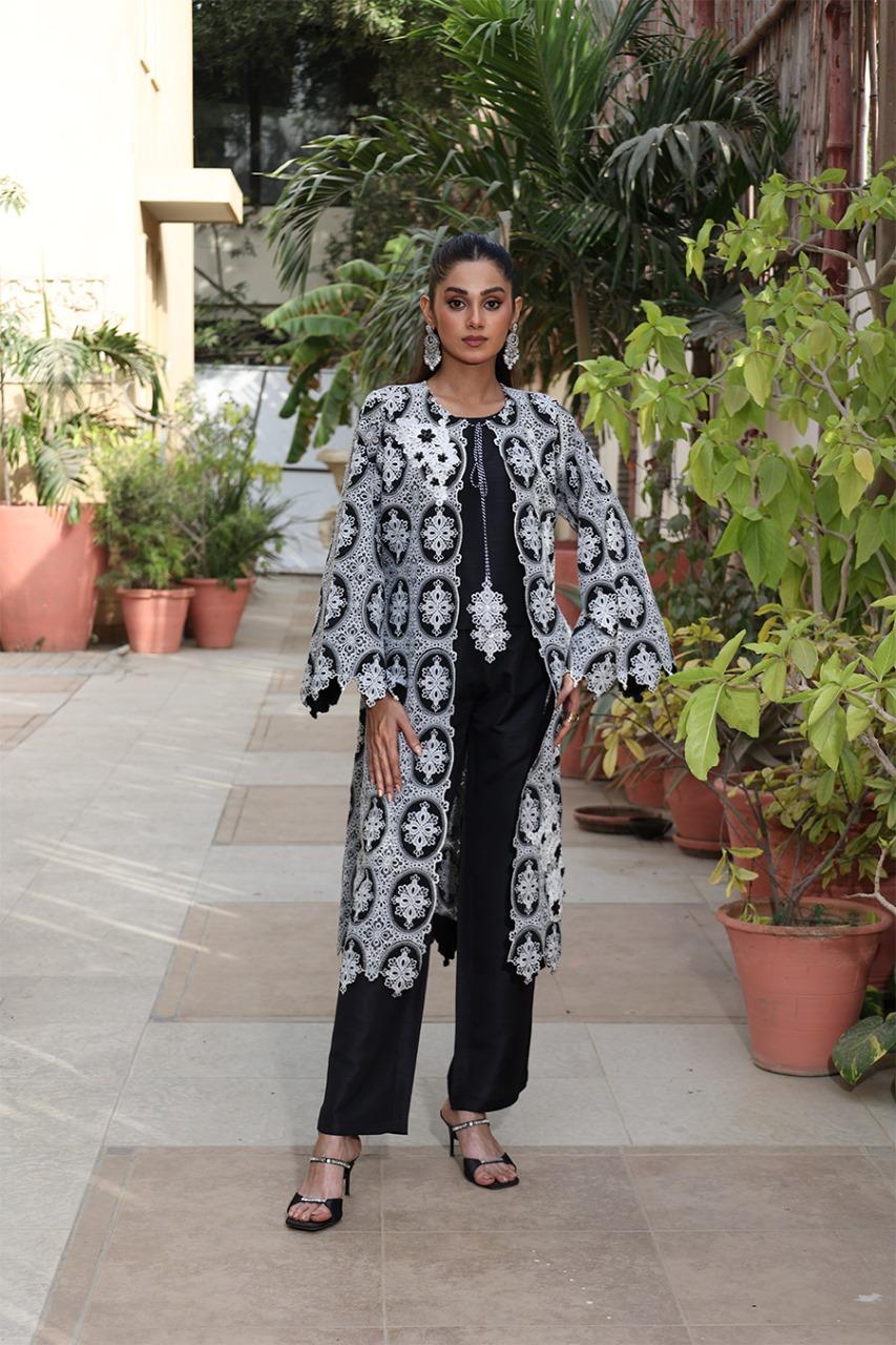 CHIKANKARI COTTON BLACK 1PC