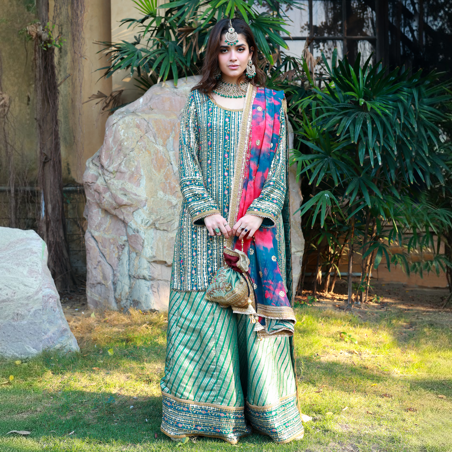 CHIKANKARI TURQUOISE CHIFFON 3 PC SUIT