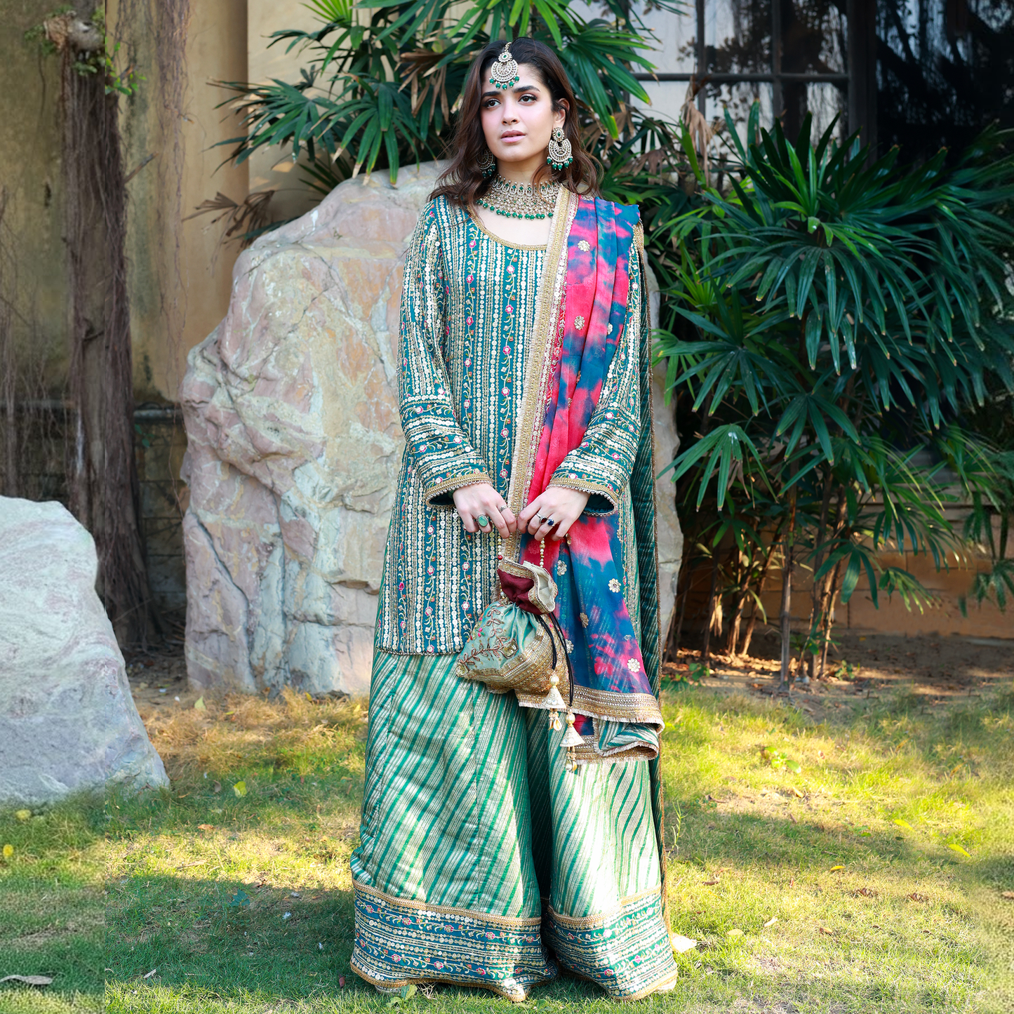CHIKANKARI TURQUOISE CHIFFON 3 PC SUIT