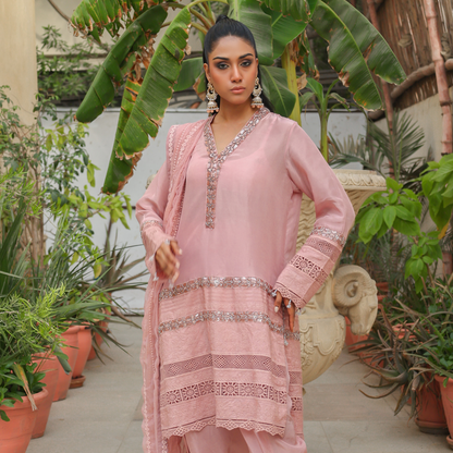 COLOR BLOCK TEA PINK