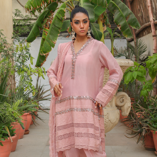 COLOR BLOCK TEA PINK