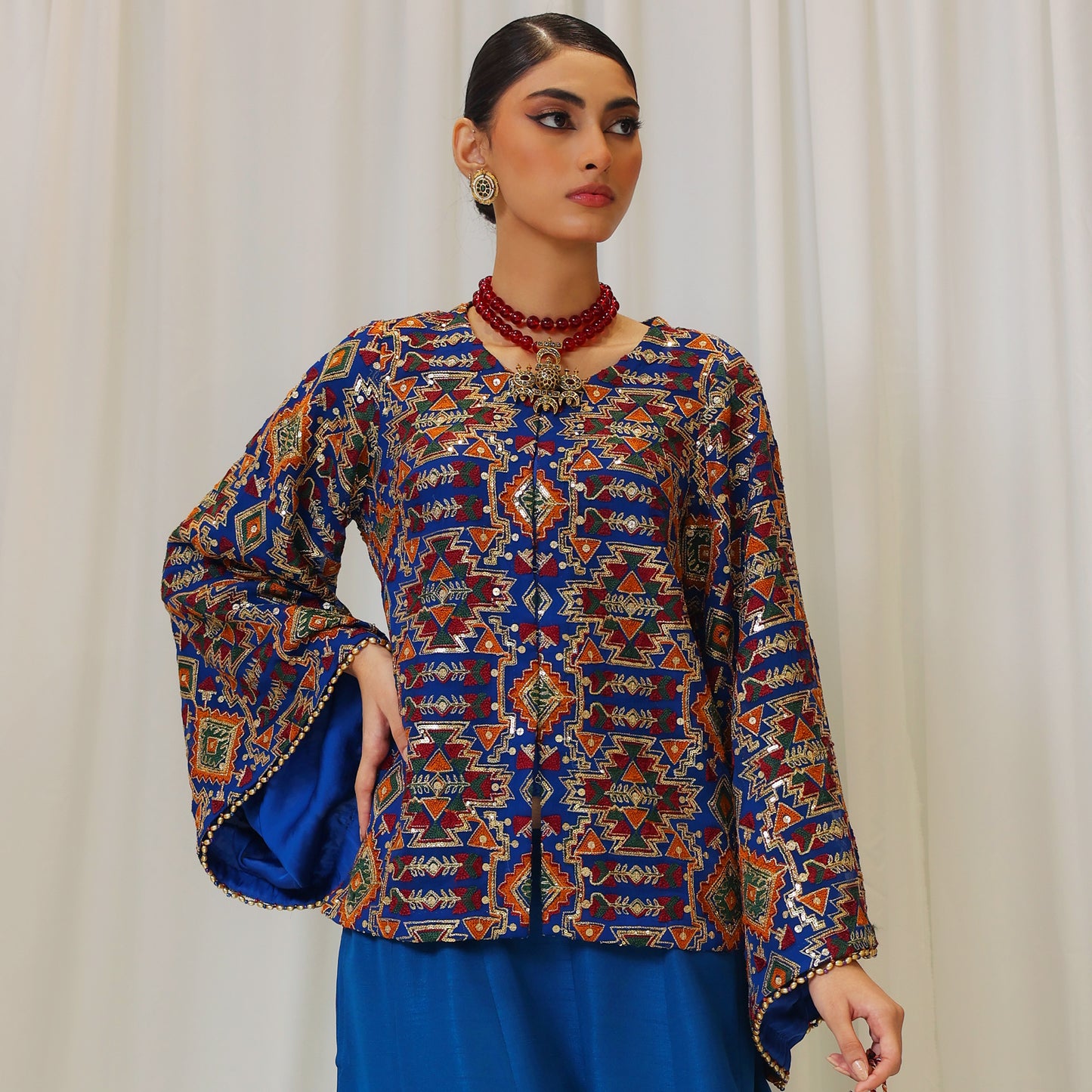 EMBROIDERED BLUE JACKET