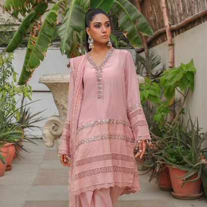 COLOR BLOCK TEA PINK