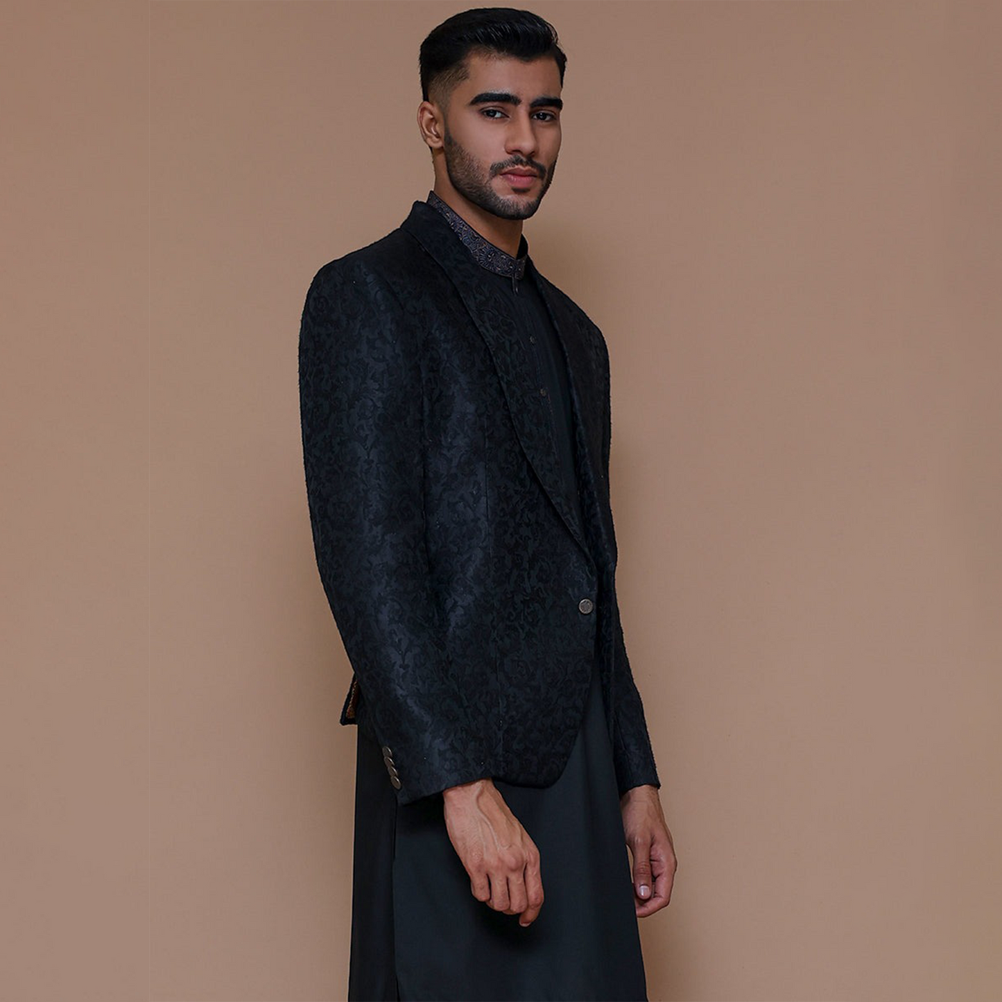 JAMAWAR BLACK MODERN JACKET