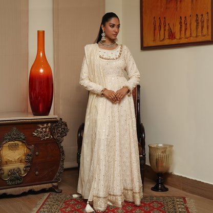 NIKAH VORY SILK GOWN 2 PC