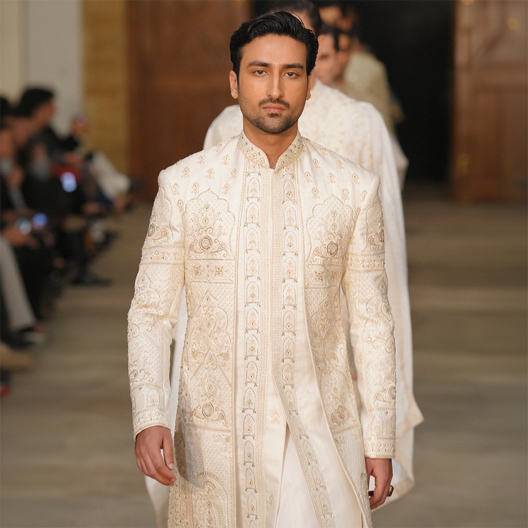 Off-white Square-Cut panel Satin Sherwani