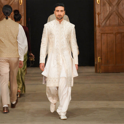Off-white Square-Cut panel Satin Sherwani