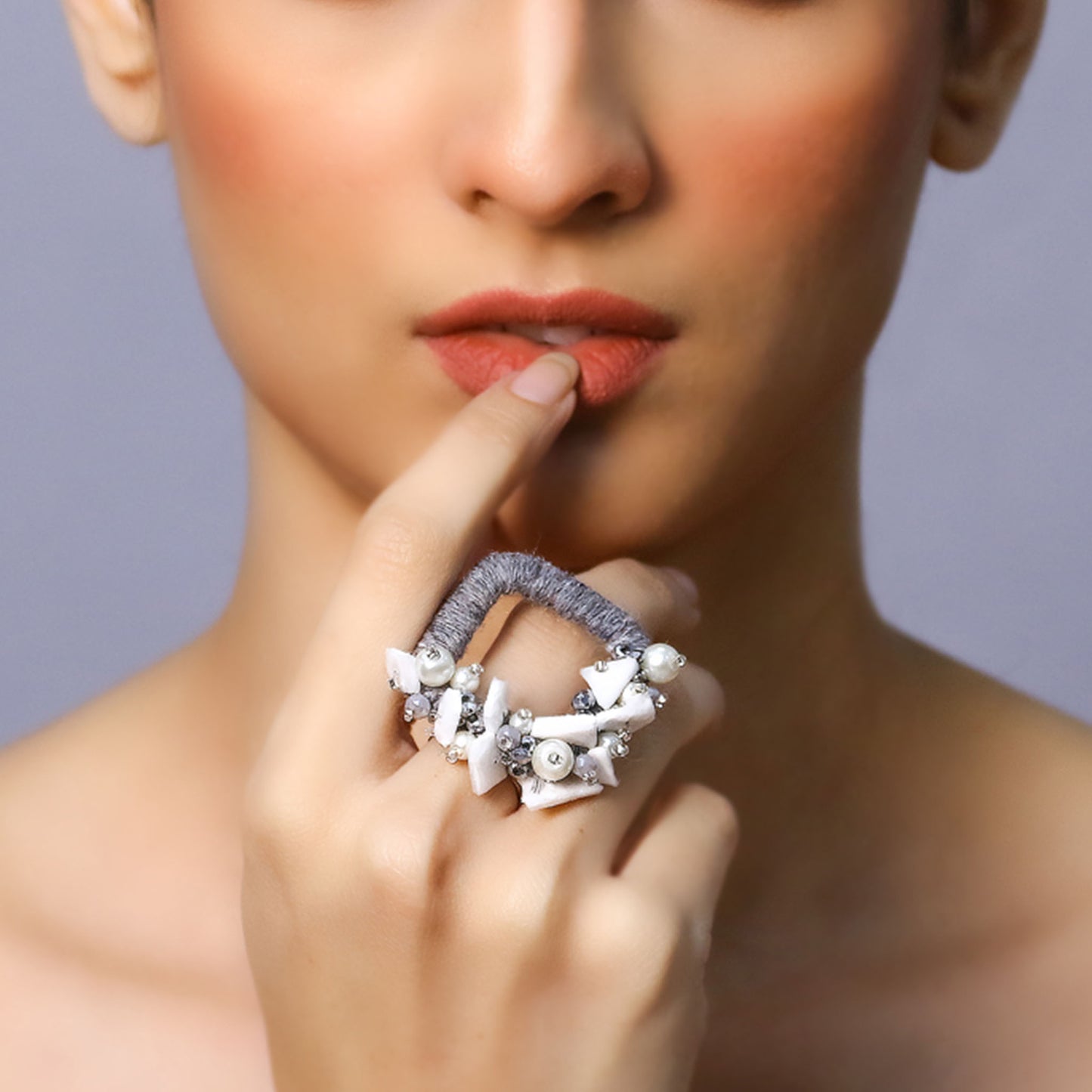 Awiza Ring