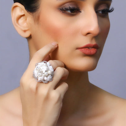 Damsa Ring