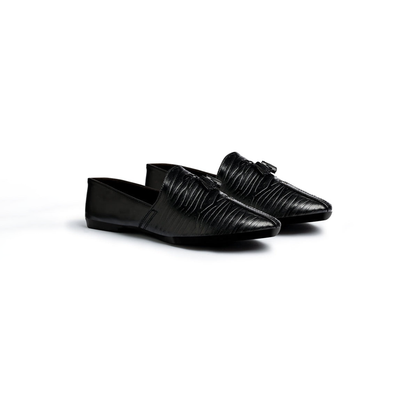 Basic Leather Pirate Black Cut Shoes