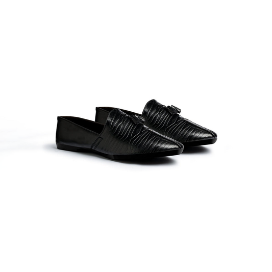 Basic Leather Pirate Black Cut Shoes