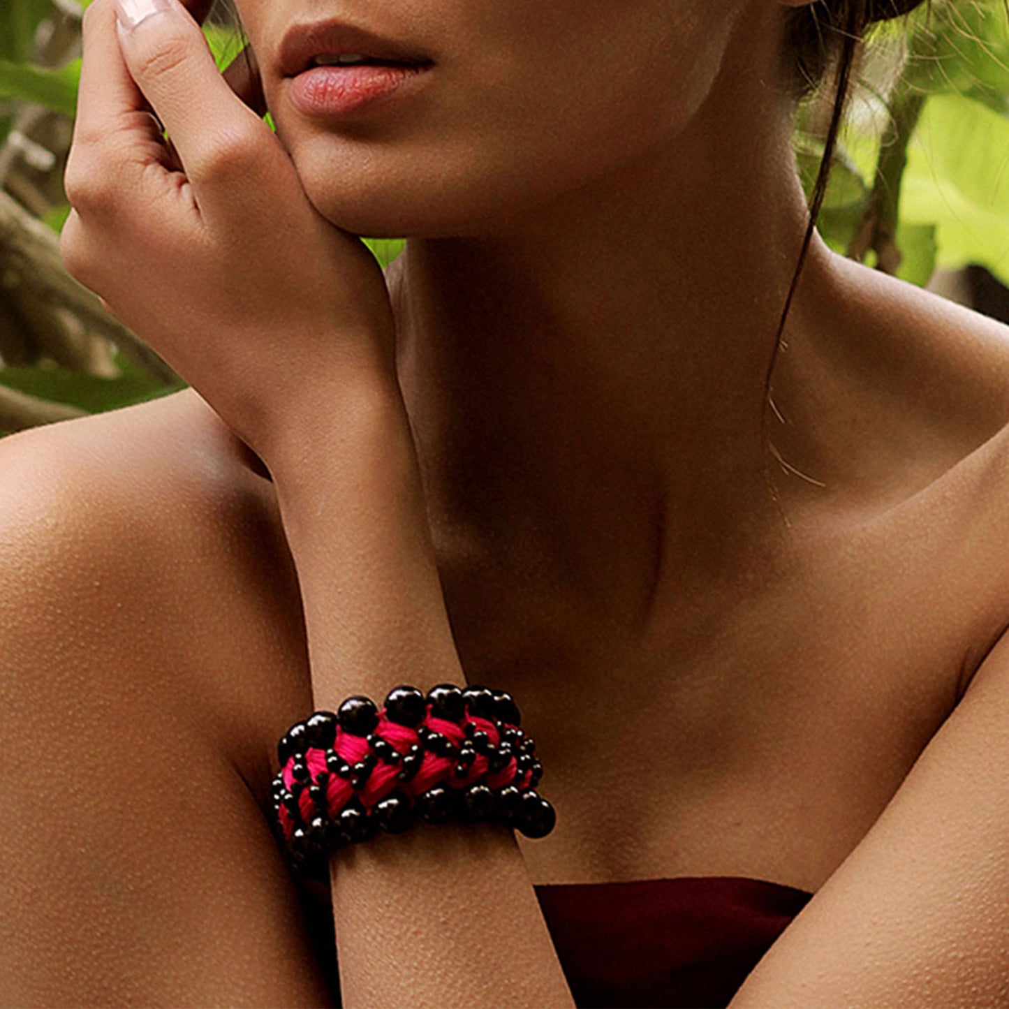 Inaya Thread Bracelet