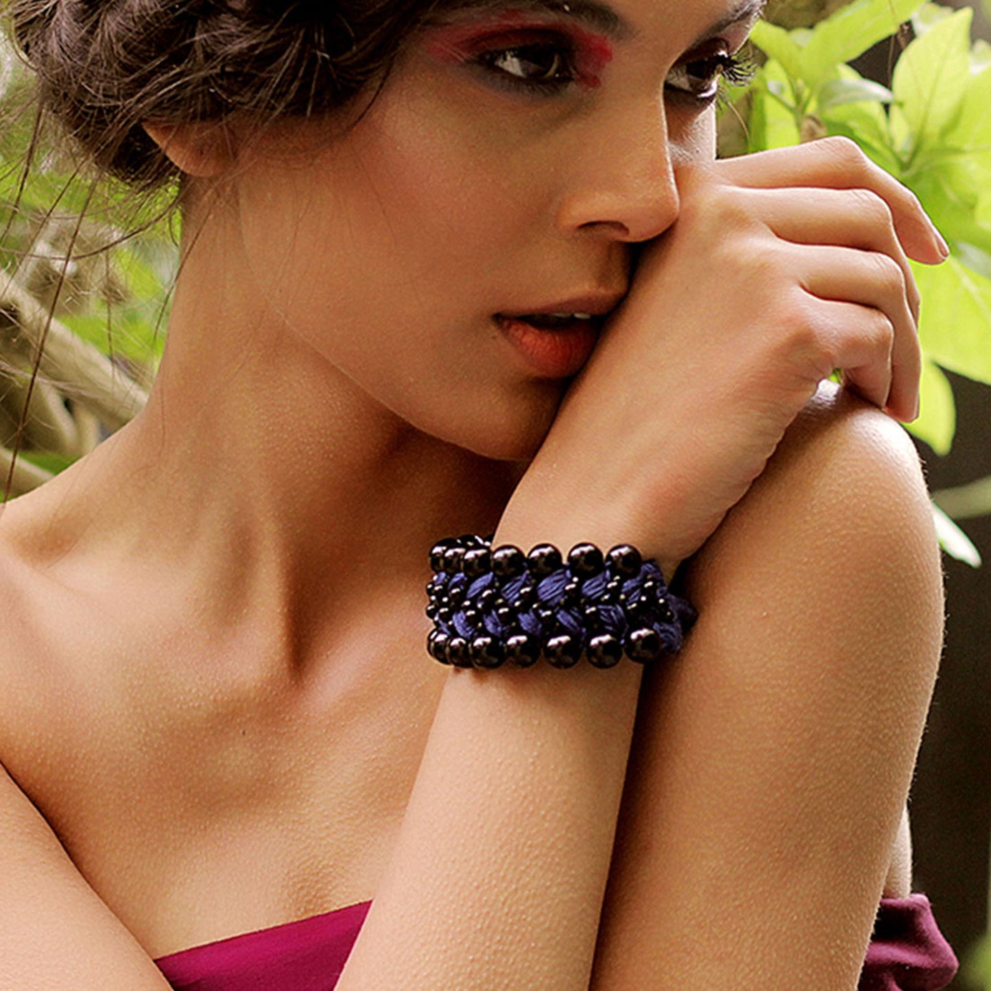 Inaya Thread Bracelet