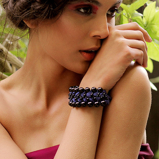 Inaya Thread Bracelet
