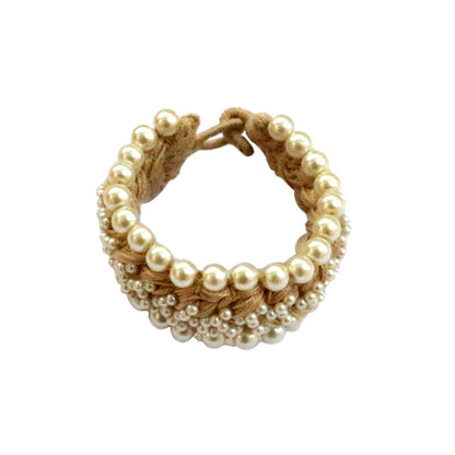Inaya Thread Bracelet