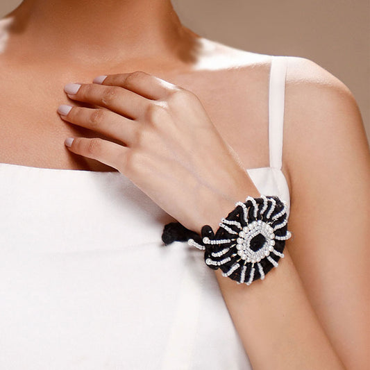 Jelrez Thread Bracelet