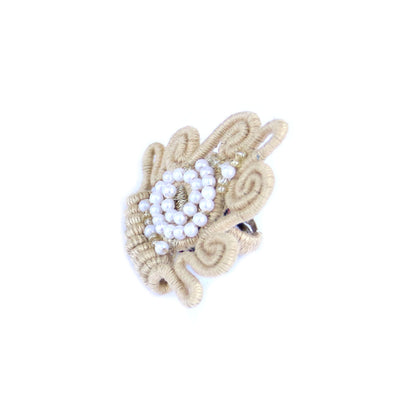 Kaira Thread Ring