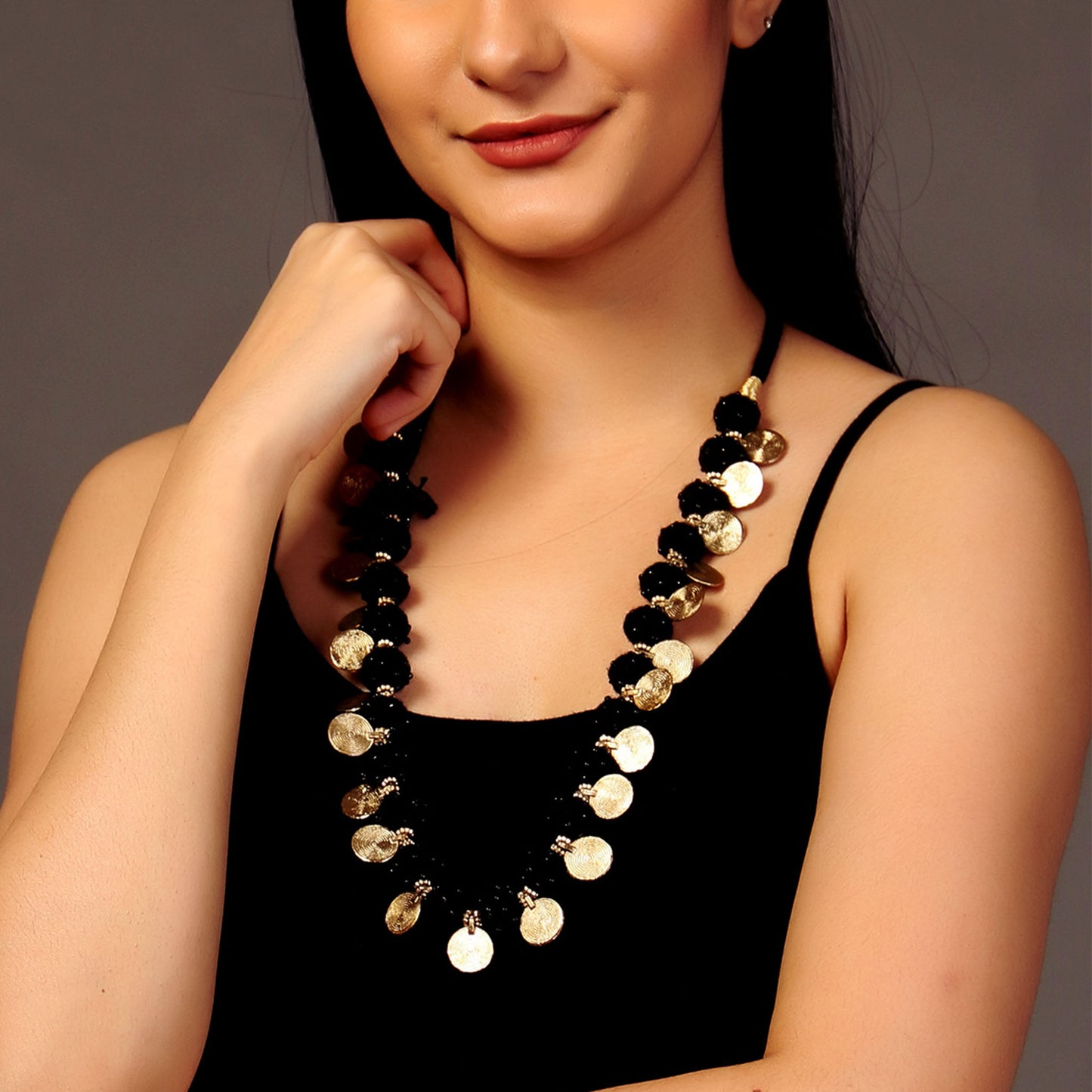 Kaross Thread Necklace
