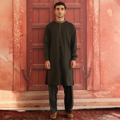 Poly Viscose Tarmac Classic Fit Embroidered Suit