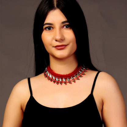 Qandhara Thread Necklace