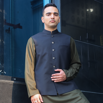 Suiting Dark Sapphire Traditional Waistcoat