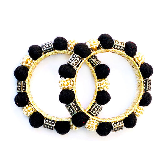Tyra Thread Bangle
